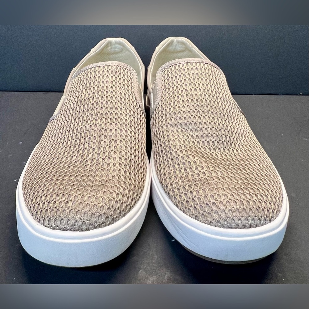 Olukai  Lae'ahi Men's Slip On Shoes 10443-1010  Khaki  Size 10